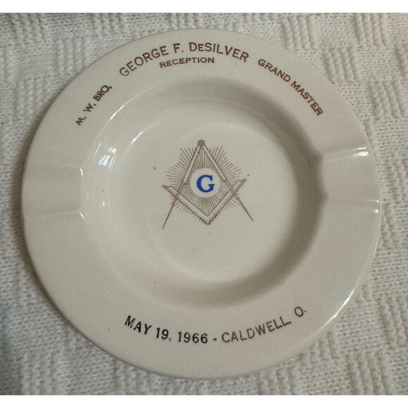 Set of 2 VTG 1960's Masonic Temple Grandmaster Personalized Reception Ashtrays - Picture 3 of 7
